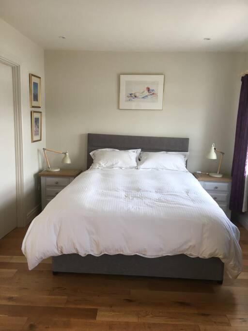 2 Quay Road, Killala. Stunning Sea Front Cottage Экстерьер фото